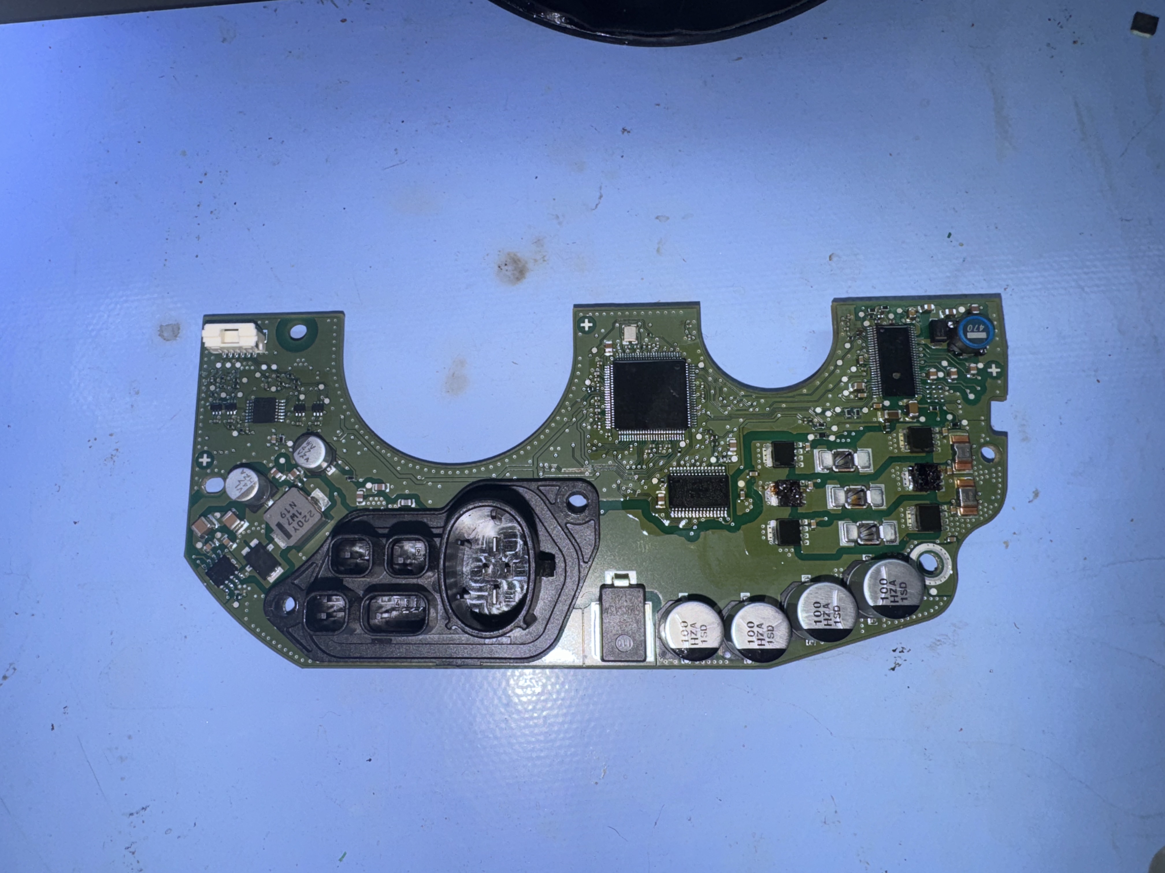 Bosch eBike Motor Steuerplatine 0 275 007 060 – Übersicht vor der Reparatur